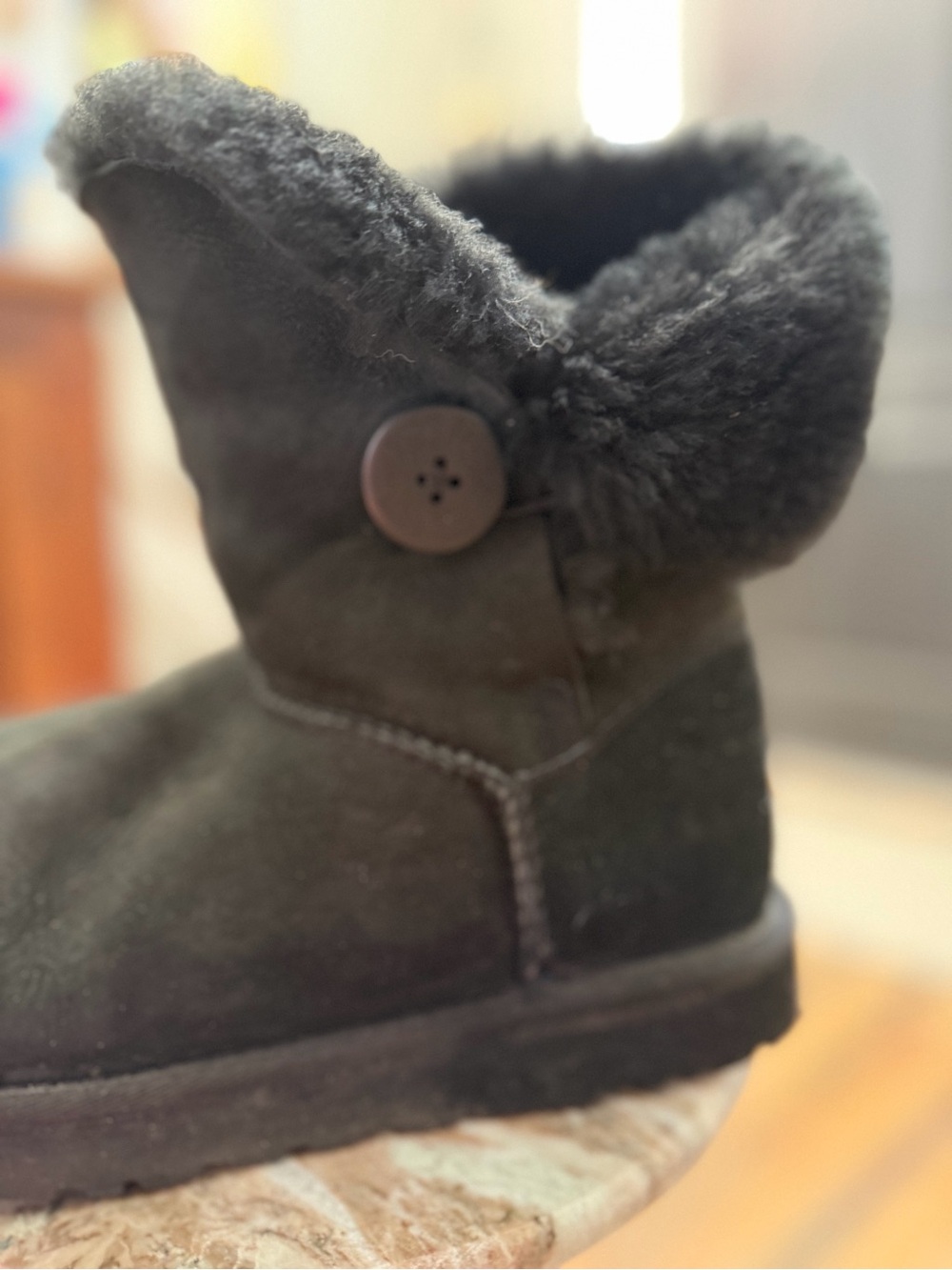 UGG Bailey button boot - Picture 2 of 4